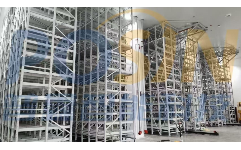 料箱式堆垛機(jī)立庫